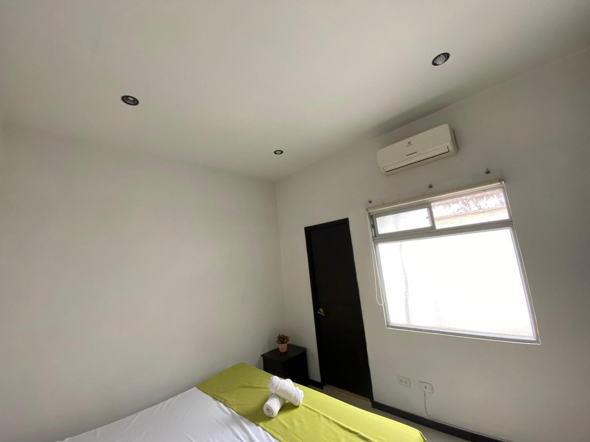 Apartaestudios Laureles 麦德林 外观 照片